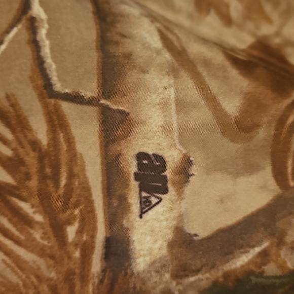 SHE Realtree Outdoor Apparel Pants/Shorts Size S - Picture 8 of 15